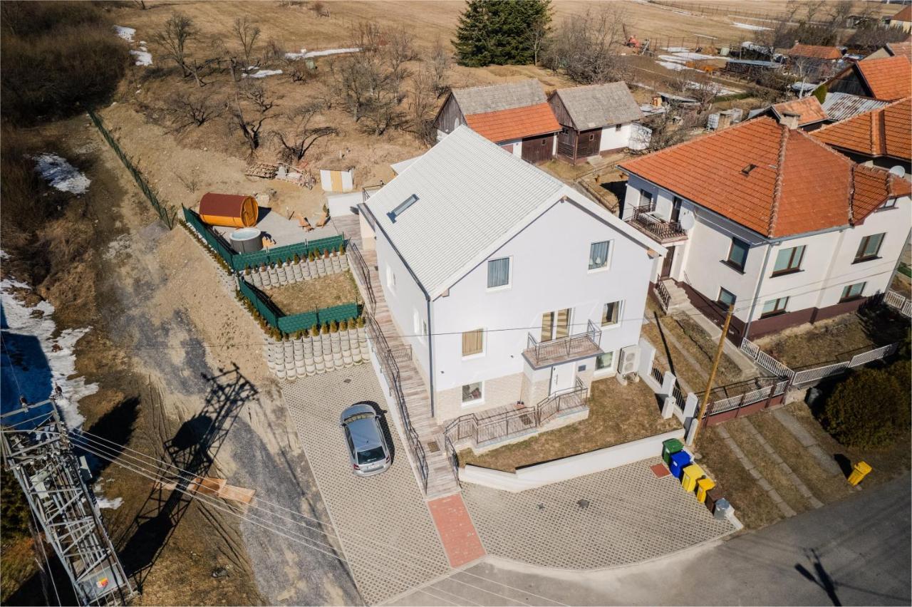 Totina Apartments Závažná Poruba Buitenkant foto